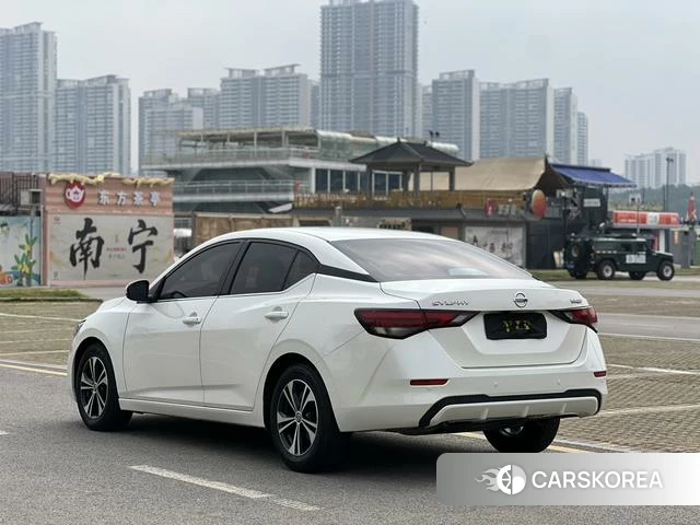 Nissan Sylphy 2023 Белый из Китая