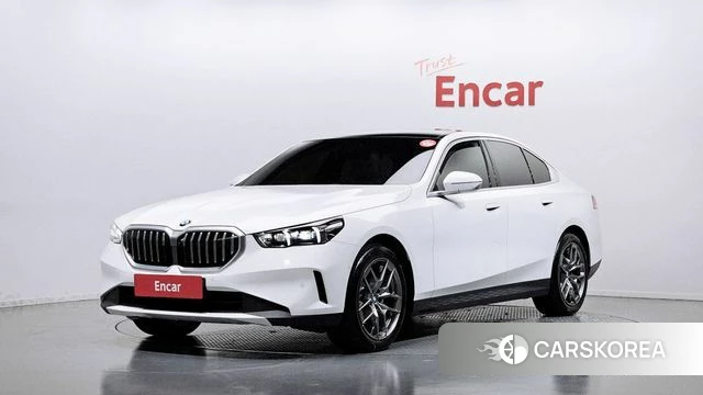 BMW 5 Series (G60) 2025 Белый из Кореи