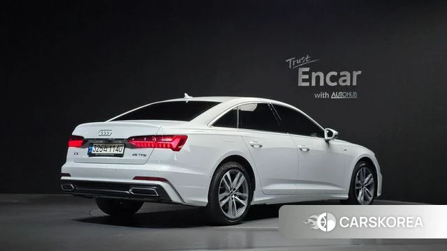 Audi A6 (C8) 2021 Белый из Кореи