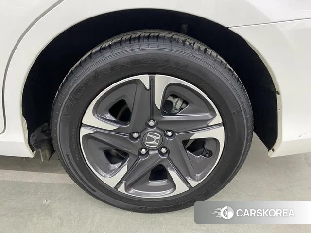Honda Envix 2021 Белый из Китая