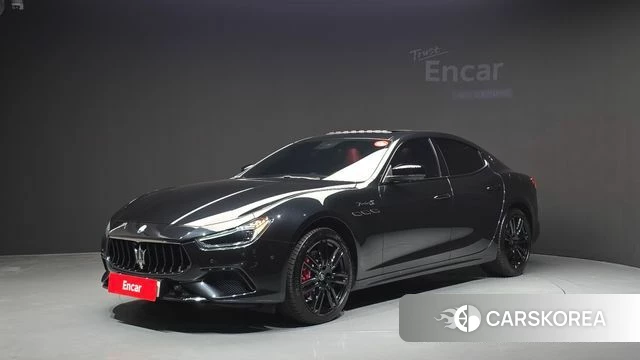 Maserati Ghibli 2022 Черный из Кореи