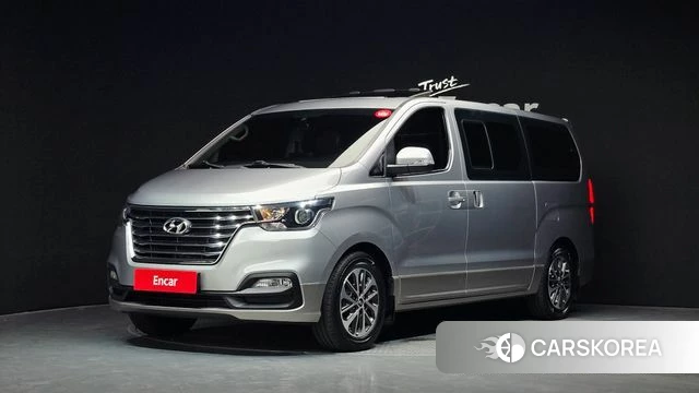 Hyundai The New Grand Starex 2019 Серебристо-серый из Кореи