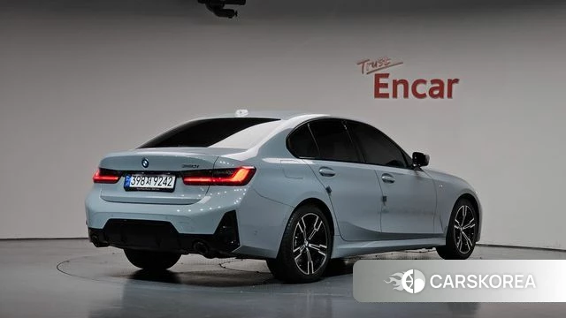 BMW 3 Series (G20) 2023 Серебристо-серый из Кореи