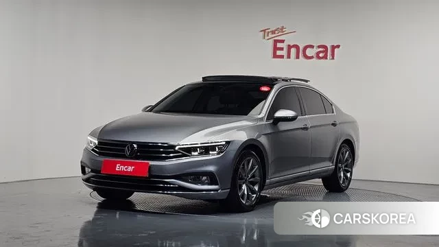 Volkswagen Passat GT (B8) 2021 Серебряный из Кореи