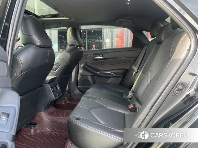 Toyota Avalon 2021 Черный из Китая