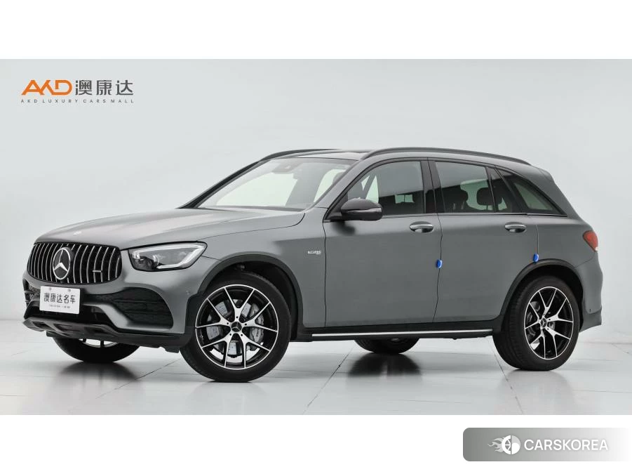 Mercedes-Benz AMG GLC 2021 Серебристо-серый из Китая