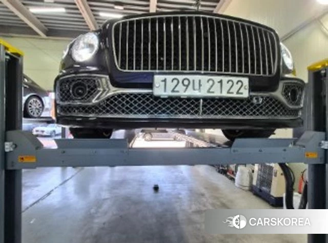 Bentley Flying Spur 3rd Generation 2022 Синий из Кореи