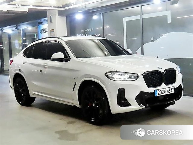 BMW X4 (G02) 2025 Белый из Кореи