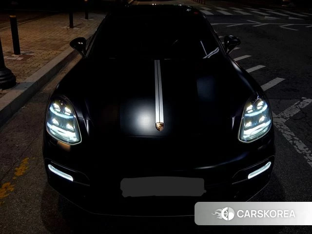 Porsche Panamera (971) 2018 Черный из Кореи