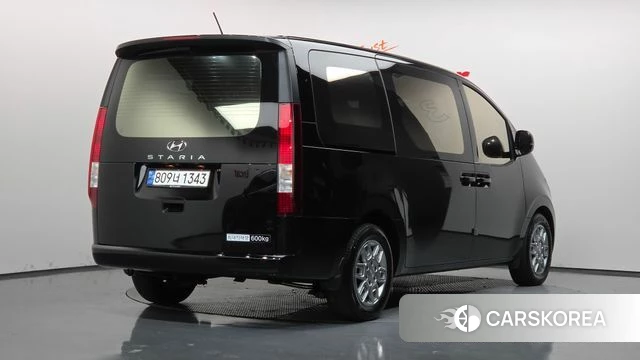 Hyundai Staria 2023 Черный из Кореи