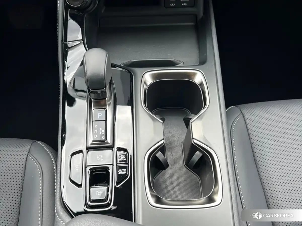 Lexus NX 2024 Silver/gray из Китая
