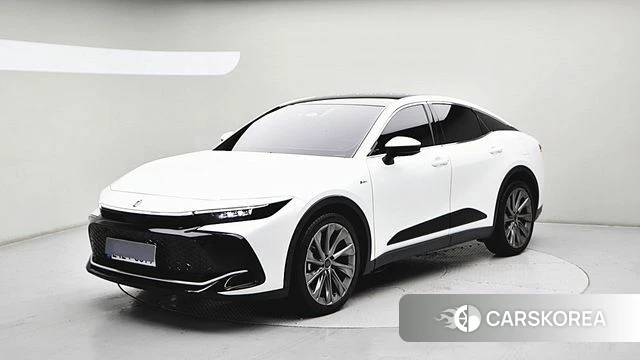 Toyota Crown Crossover 2024 Белый из Кореи