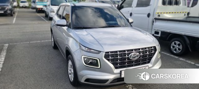 Hyundai Venue 2019 Серебристо-серый из Кореи