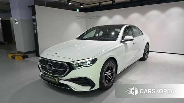 Mercedes-Benz E-Class W214 2026 Белый из Кореи