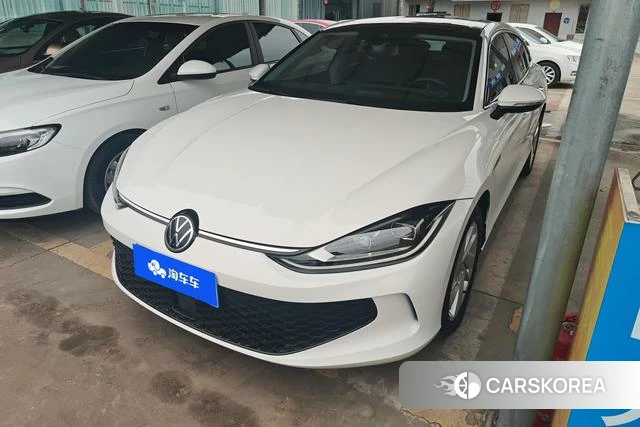 Volkswagen Lamando 2023 Белый из Китая