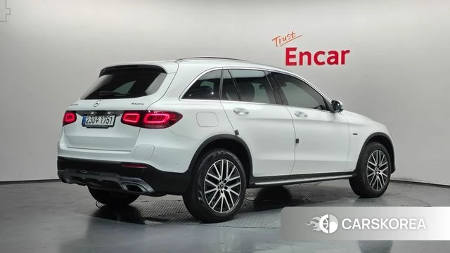 Mercedes-Benz GLC-Class X253 2021 Белый из Кореи