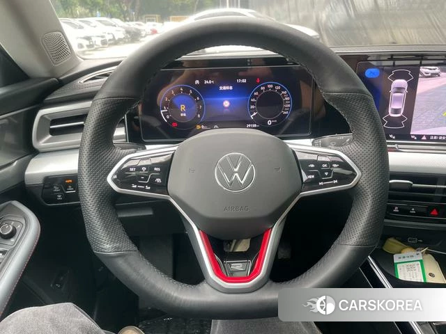 Volkswagen Lamando 2023 Белый из Китая