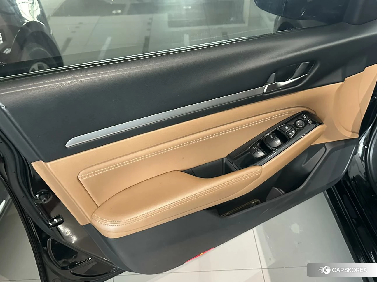 Nissan Altima 2022 Черный из Китая
