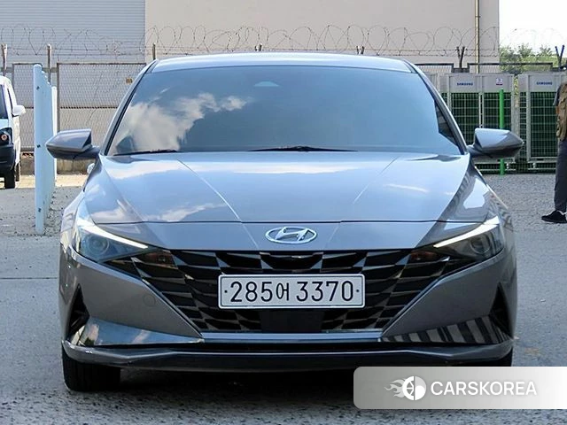 Hyundai Avante Hybrid (CN7) 2022 Серый из Кореи