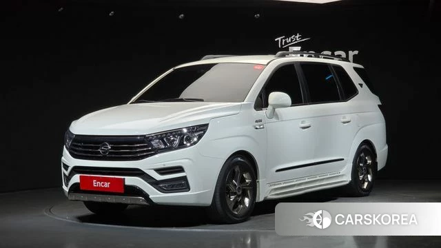 Ssangyong Korando Turismo 2019 Белый из Кореи
