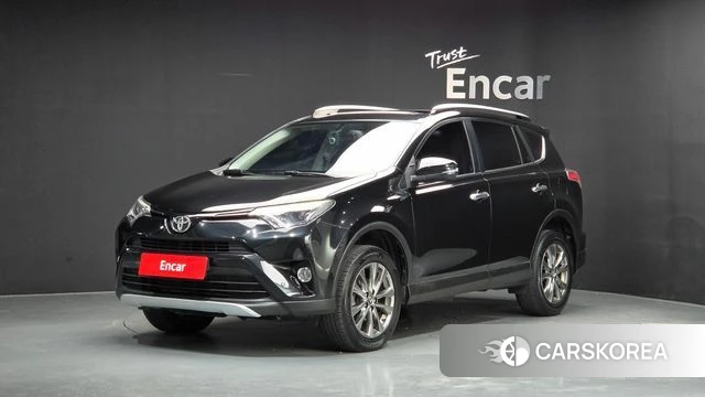 Toyota RAV4 2018 Черный из Кореи