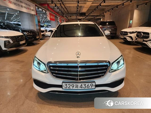 Mercedes-Benz E-Class W213 2020 Белый из Кореи