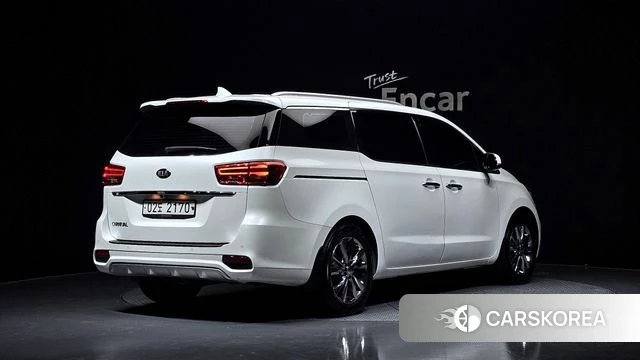 Kia The New Carnival 2018 Белый из Кореи