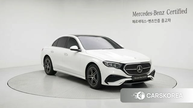Mercedes-Benz E-Class W214 2026 Белый из Кореи