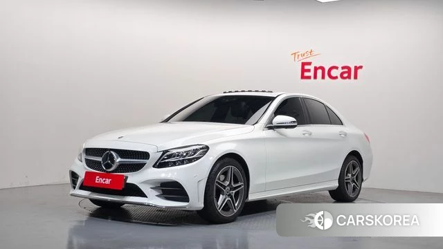 Mercedes-Benz C-Class W205 2021 Белый из Кореи