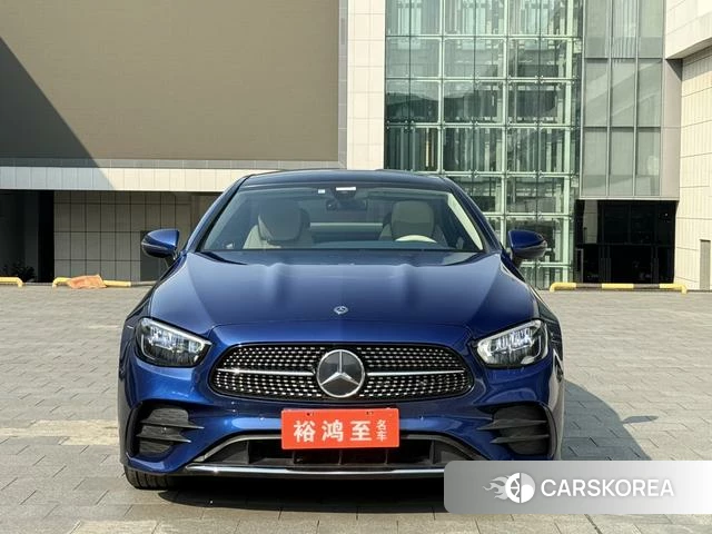 Mercedes-Benz E-Class 2021 Синий из Китая