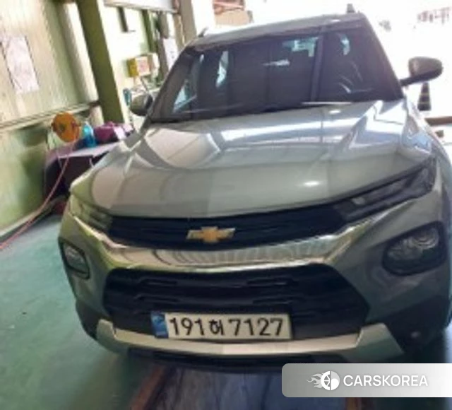 Chevrolet (GM Daewoo) Trailblazer 2022 Серый из Кореи