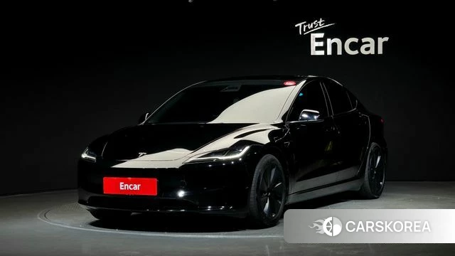 Tesla Model 3 2024 Черный из Кореи