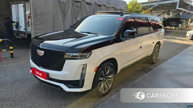 Cadillac Escalade 5th Generation 2022 Белый из Кореи