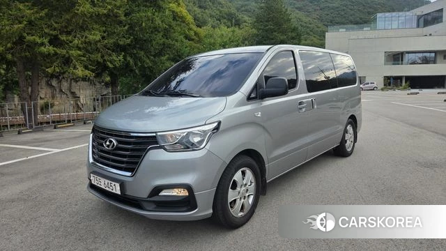 Hyundai The New Grand Starex 2018 Серебристо-серый из Кореи