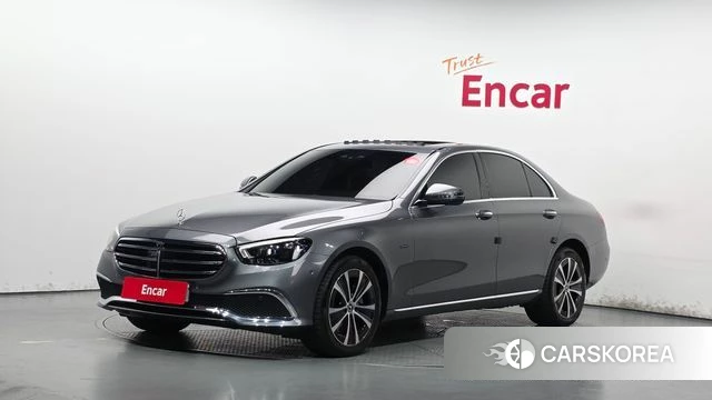 Mercedes-Benz E-Class W213 2021 Серый из Кореи