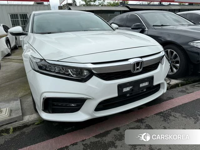 Honda Inspire 2021 Белый из Китая