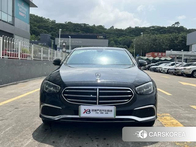 Mercedes-Benz E-Class 2022 Черный из Китая