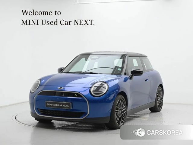 Mini Cooper Electric 4th Generation 2024 Черный из Кореи