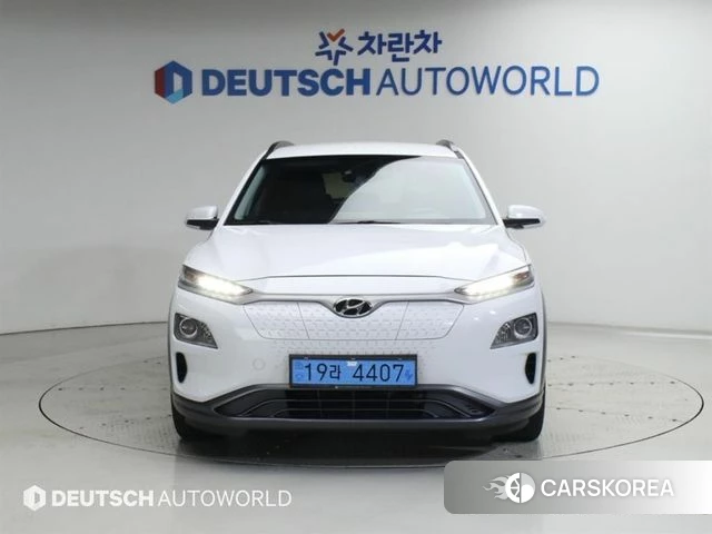 Hyundai Kona Electric 2020 Белый из Кореи