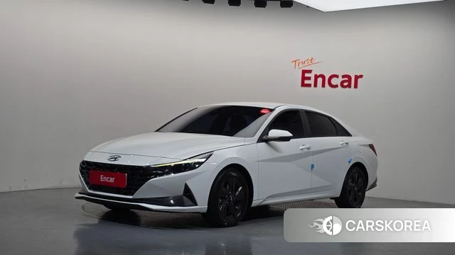 Hyundai Avante Hybrid (CN7) 2023 Белый из Кореи