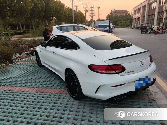 Mercedes-Benz AMG C-Class 2021 Белый из Китая