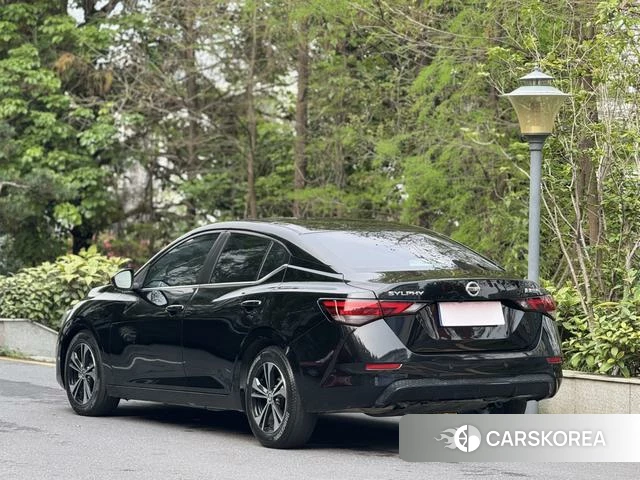 Nissan Sylphy 2021 Черный из Китая