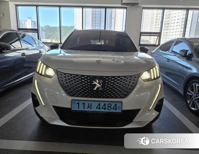 Peugeot e-2008 second generation 2021 Белый из Кореи