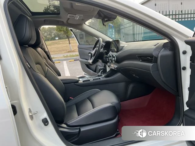 Nissan Sylphy 2021 Белый из Китая