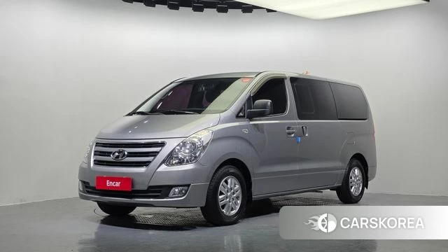 Hyundai Grand Starex 2018 Серебряный из Кореи