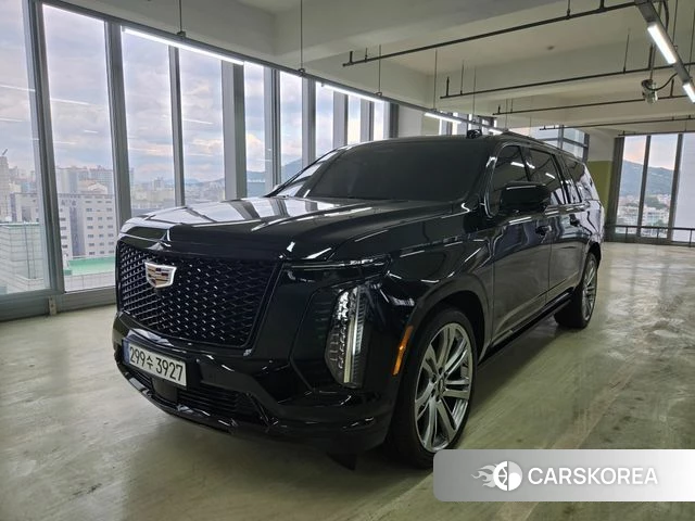 Cadillac Escalade 5th Generation 2026 Черный из Кореи