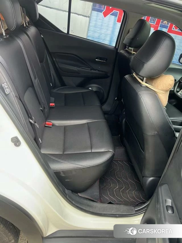 Nissan Kicks 2023 Белый из Китая