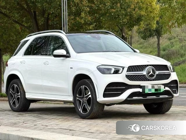 Mercedes-Benz GLE 2021 Белый из Китая
