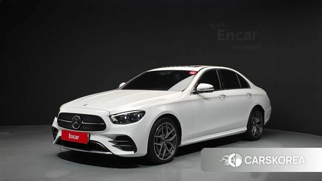 Mercedes-Benz E-Class W213 2022 Белый из Кореи