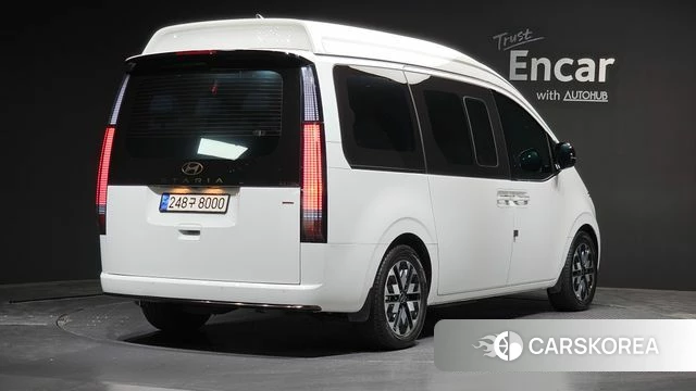 Hyundai Staria 2024 Белый из Кореи